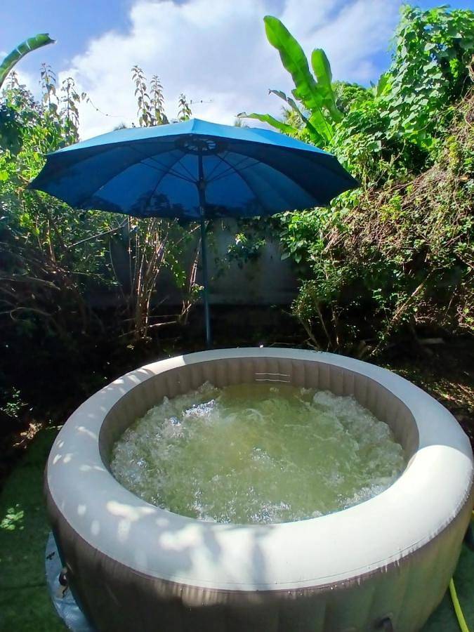 Location de vacances pour 2 personnes, avec jardin et jacuzzi à Goyave (Guadeloupe) - 3