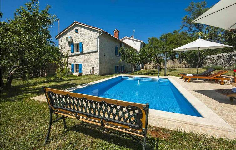 Casa vacanza per 8 persone, con giardino e terrazza, con animali domestici - 1
