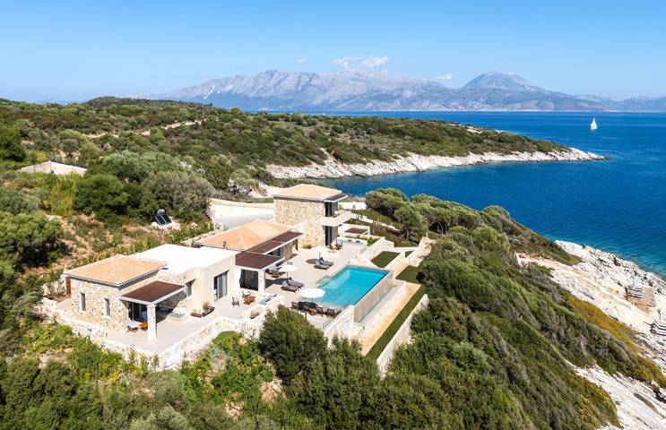 Filter.villa.villa for 8 people, with Balcony and Terrace as well as Garden and Pool in Meganisi