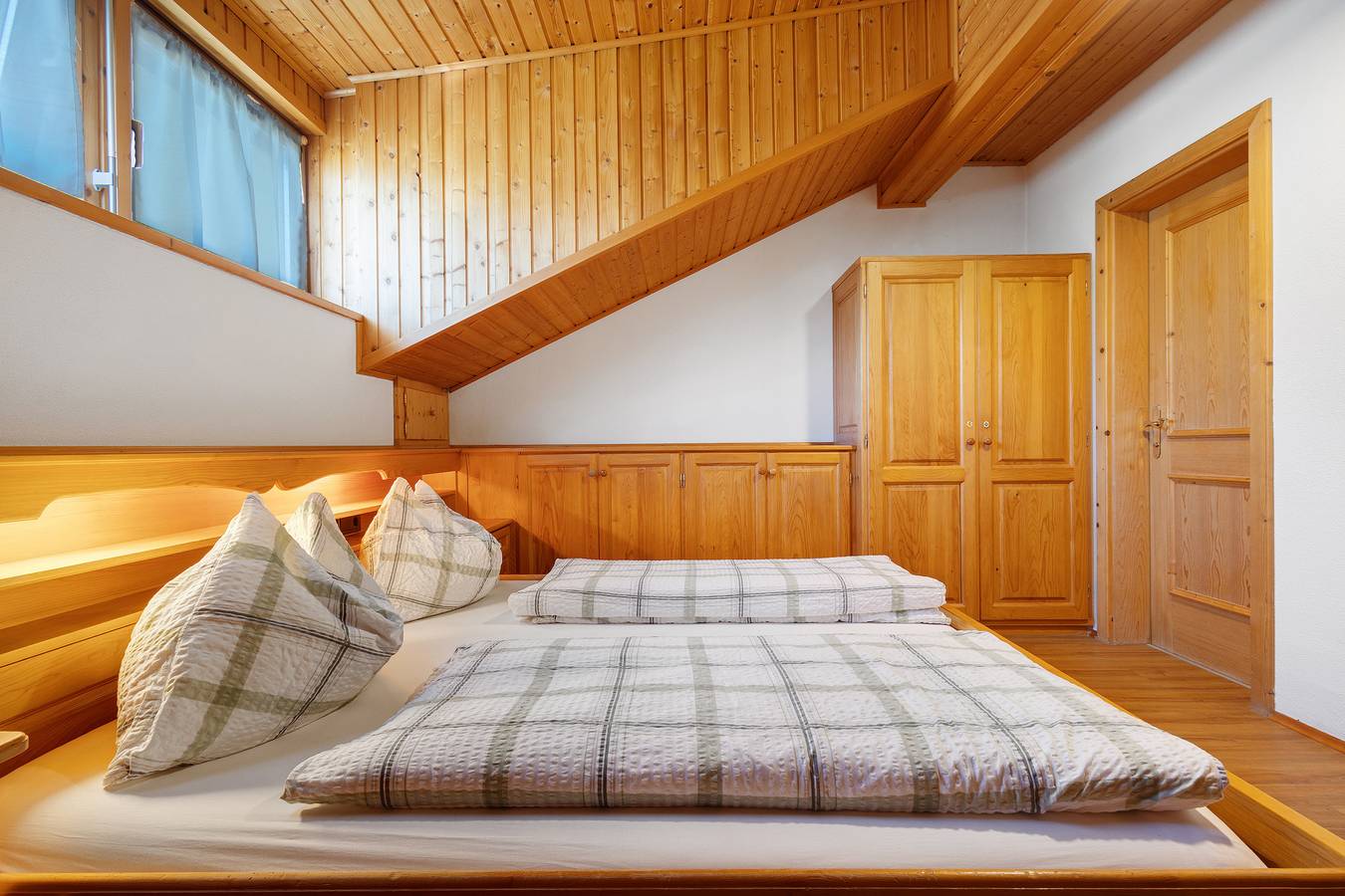 Zimmer 'Pension Waldheim 8' mit Bergblick, Gemeinschaftsgarten und Wi-Fi in Ahrntal, Zillertaler Alpen