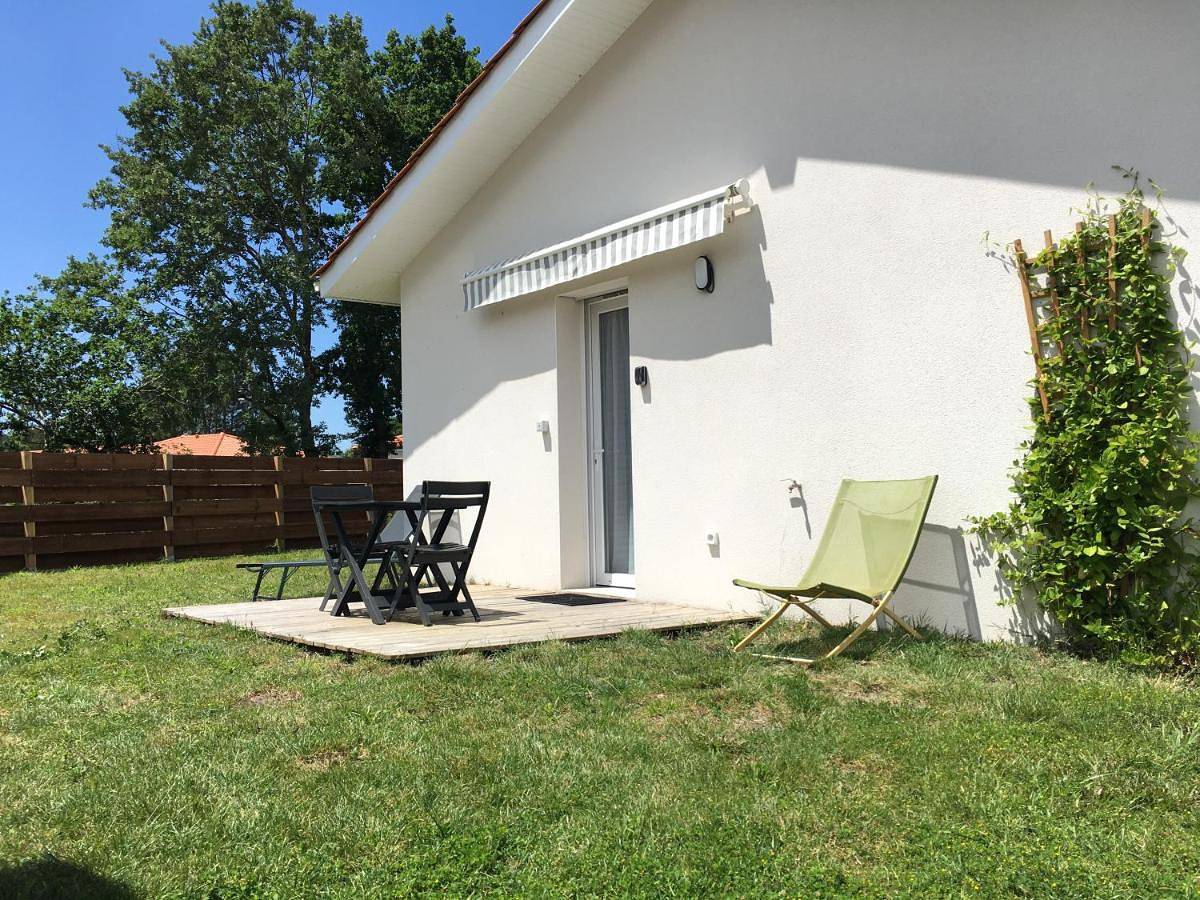 Double Room with Private Bathroom in Mimizan, Côte d’Argent