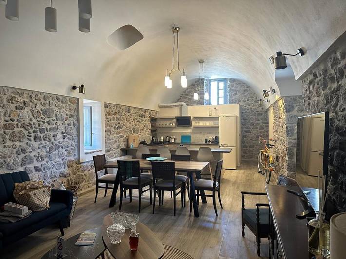 Gîte pour 4 personnes, avec jardin dans Leonidion - 3