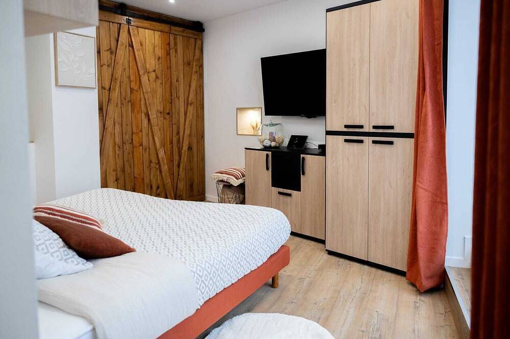 Apartamento entero, L'Escapade Étoilée, Whirlpool bath, King size bed & starry sky in Rosheim, Bas-Rhin Alsacia
