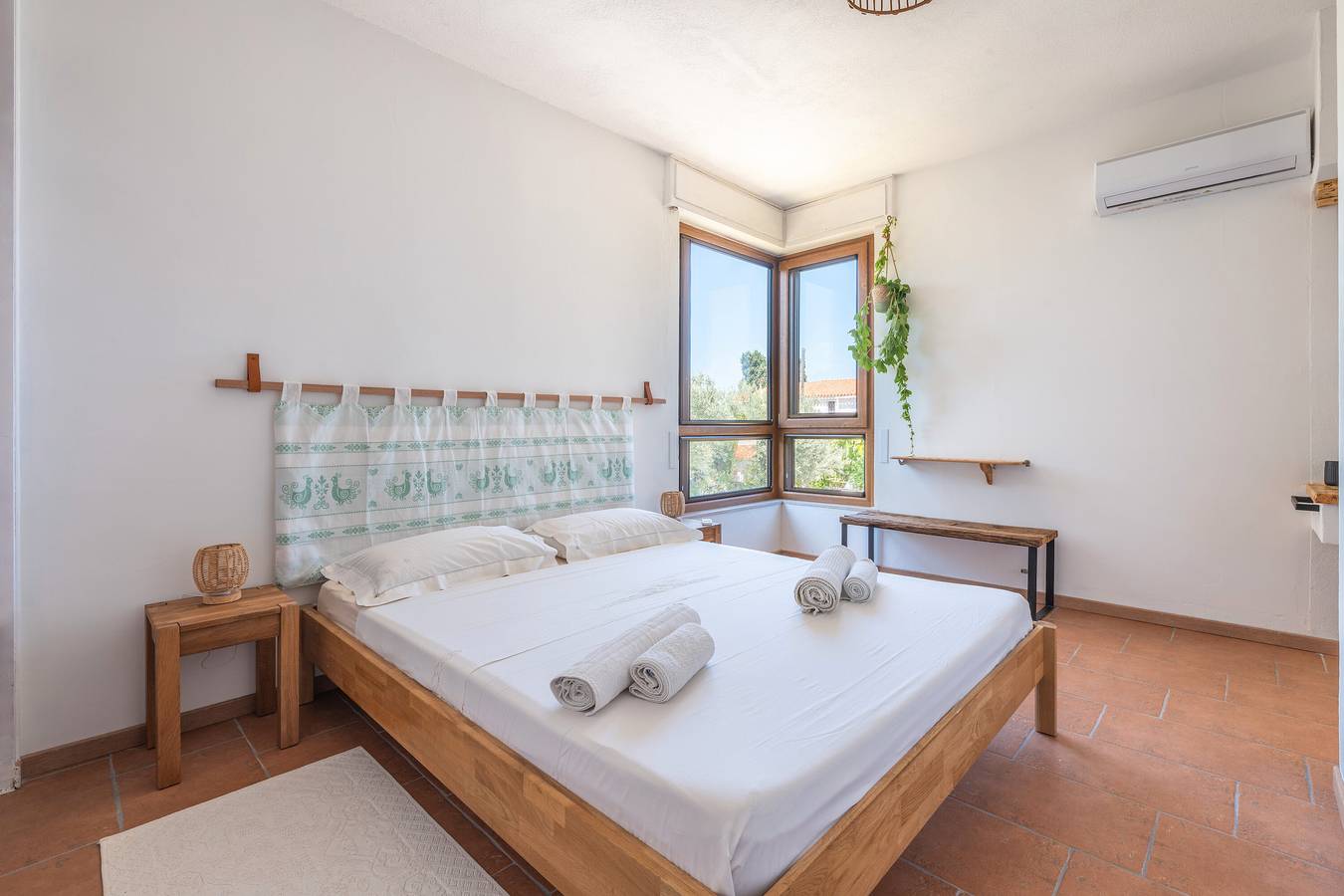 Room 'Istè' with Sea View, Private Terrace and Air Conditioning in Porto Columbu, Sarroch