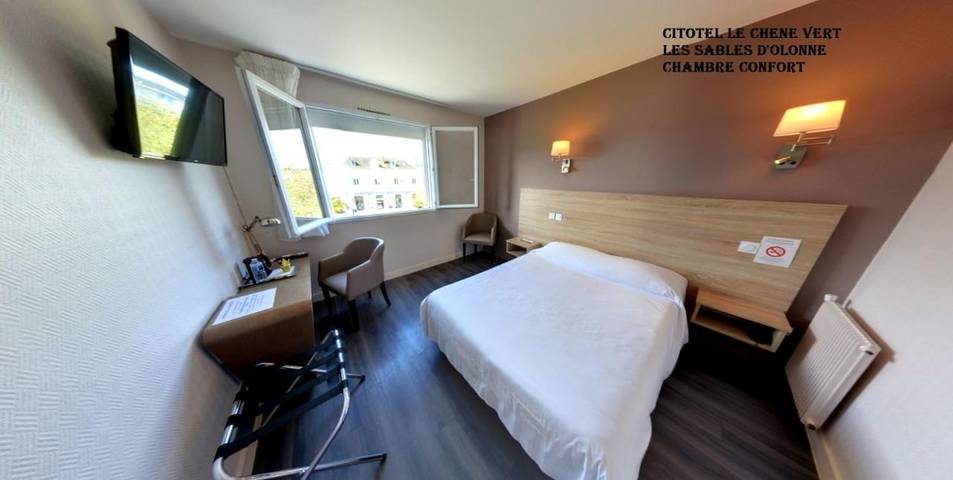 Hôtel pour 3 personnes, avec terrasse dans Gare Des Sables D Olonne - 3