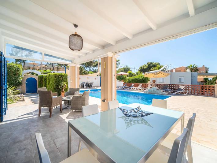 Chalet para 6 personas, con Terraza además de Jardín y Piscina en Ibiza - 3