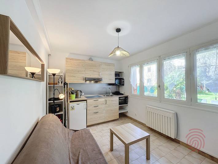 Gîte pour 2 personnes, avec terrasse, animaux acceptés à Lamalou-les-Bains - 2