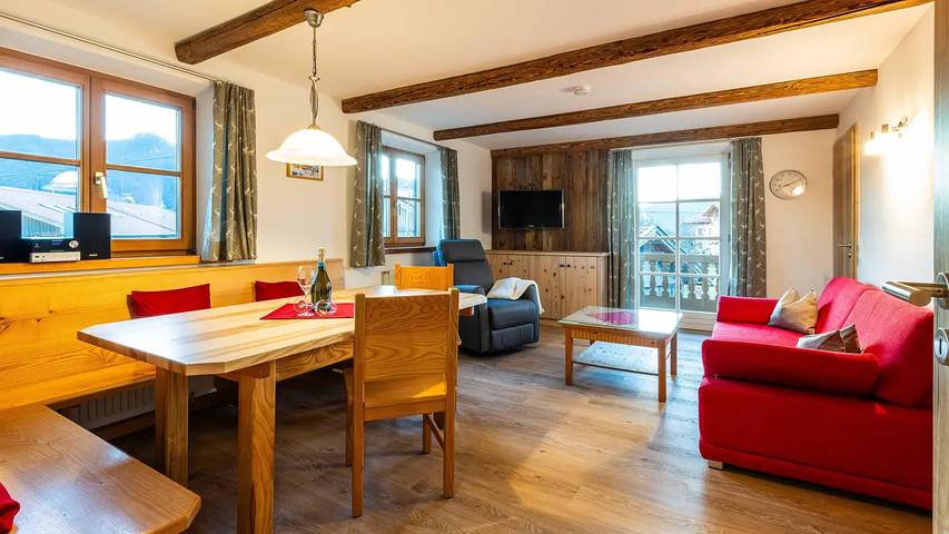 Bauernhof für 3 Personen, mit Terrasse und Garten in Lenggries - 2