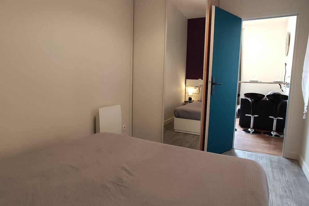 Apartamento entero, T2 apartment 5 minutes walk from downtown in Beaune, Beaune region