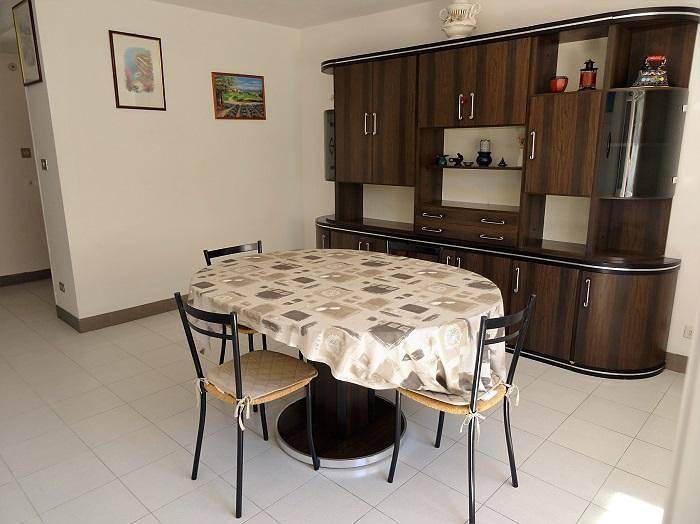 Appartamento intero, Quadrilocale Patrizia con 3 camere e posto auto in Numana, Riviera del Conero