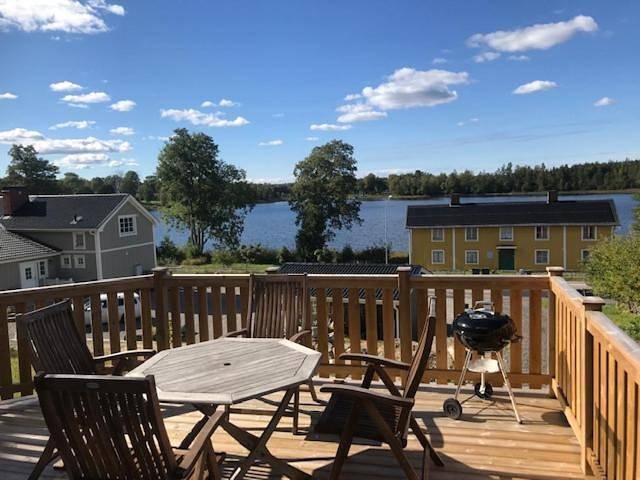 Ferienhaus für 6 Personen, mit Seeblick und Garten sowie Ausblick, kinderfreundlich am Asnen - 2