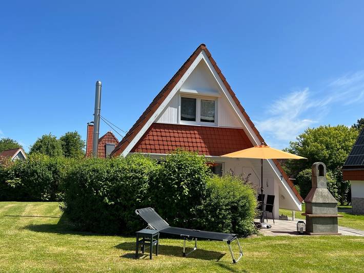 Ferienhaus für 3 Personen, mit Terrasse und Garten in Dorum - 2