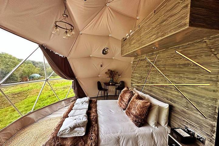 Wakehurst Luxury Dome in Chiddingstone, Kent