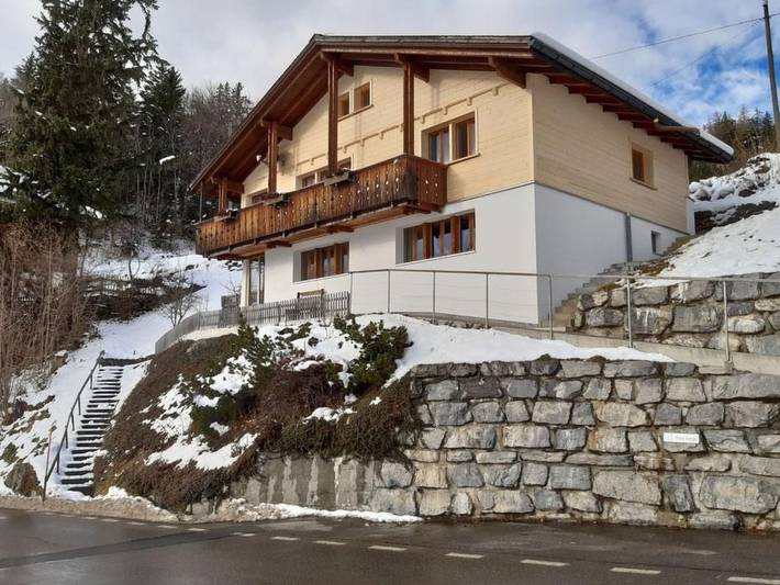 Hütte für 4 Personen, mit Terrasse und Garten in Hasliberg