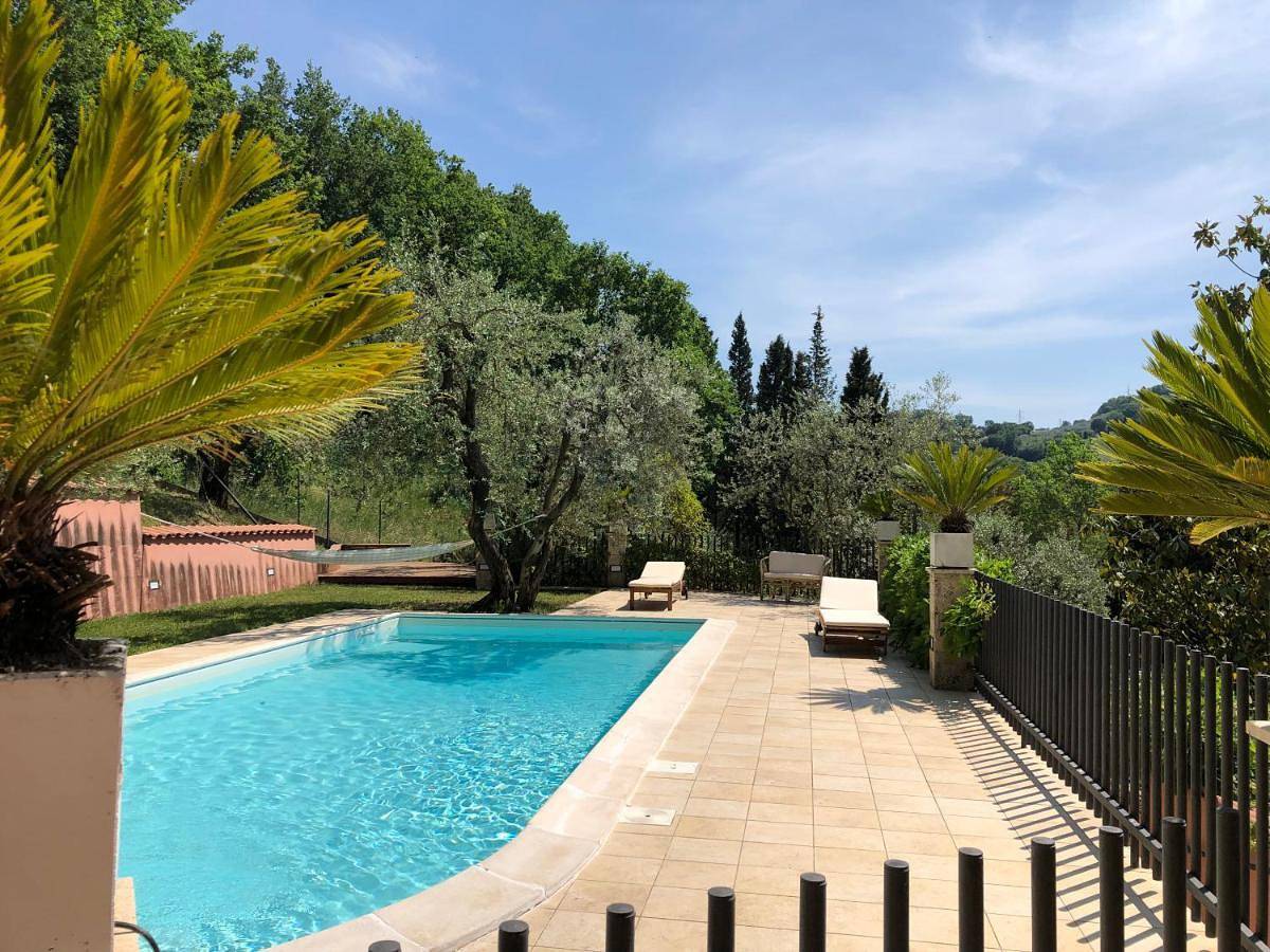 Villino con piscina in Terni, Terni Provinz