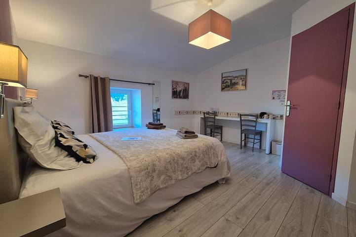 Chambre d’hôte pour 3 personnes à Riols - 3