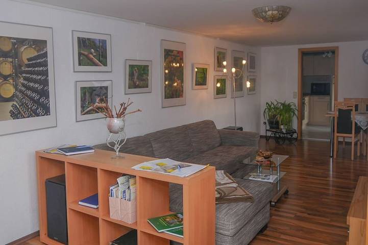 Ferienwohnung für 4 Personen, mit Garten und Balkon - 1