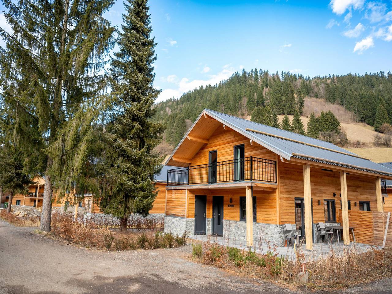 Chalet with sauna and lake and mountain views in Afritz am See, Distretto di Villach-Land