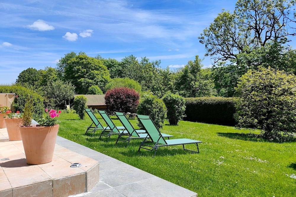 Chalet pour 3 Personnes dans Foncine-le-Haut, Jura Francais