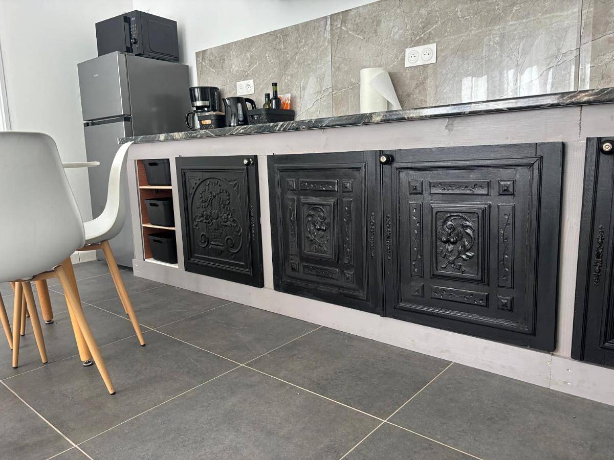 Appartement entier, Rez-de-chaussée, jardin, 3 personnes, maison in Solesmes, Département Nord