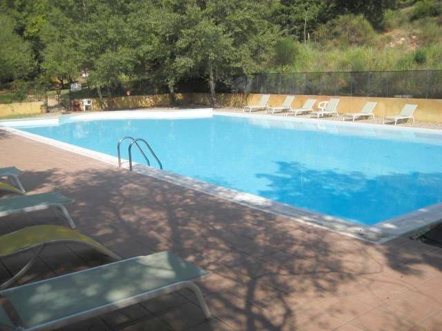 Ferienhaus für 4 Personen, mit Terrasse und Garten sowie Pool und Sauna in Villars