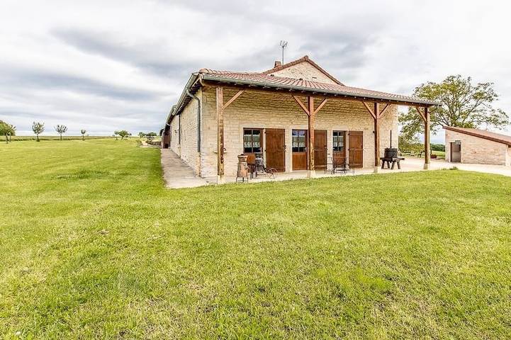 Location de vacances pour 4 personnes, avec Jardin à Lugny