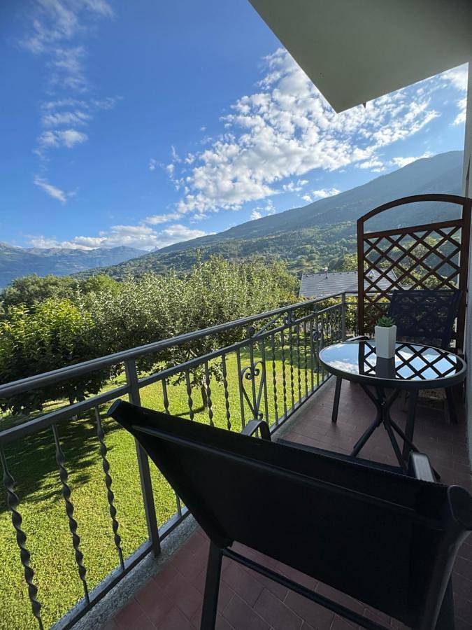 Gîte pour 4 personnes, avec vue et jardin dans Roisan - 3