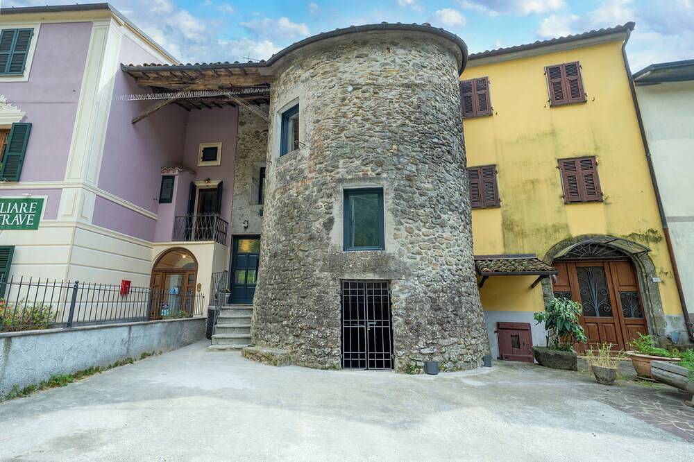Ganze Wohnung, Cozy and charming medieval tower in Tuscany in strategic locations. in Licciana Nardi, Nationalpark Toskanisch-Emilianischer Apennin