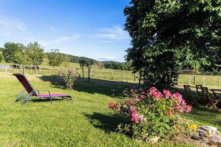 Location de vacances pour 6 personnes, avec Terrasse et Jardin à Pouillenay