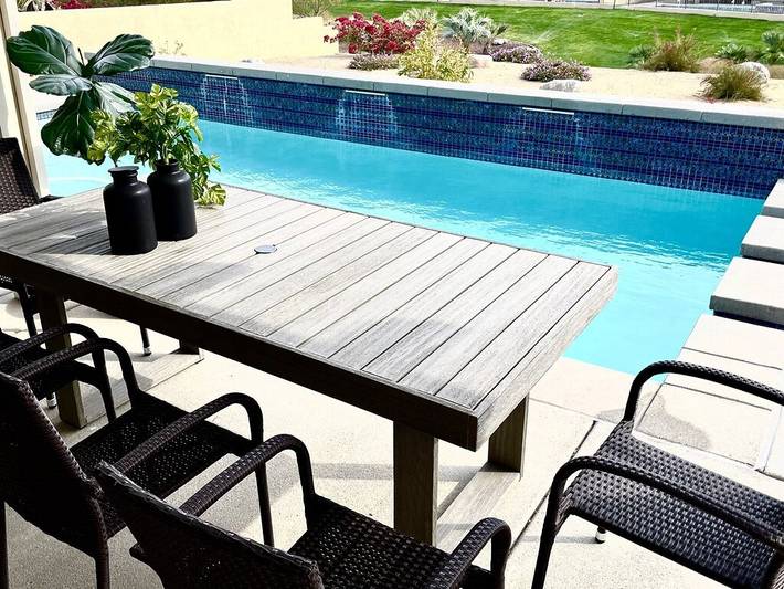 Vacation rental for 6 people, with hot tub and yard, with pets in Cathedral City