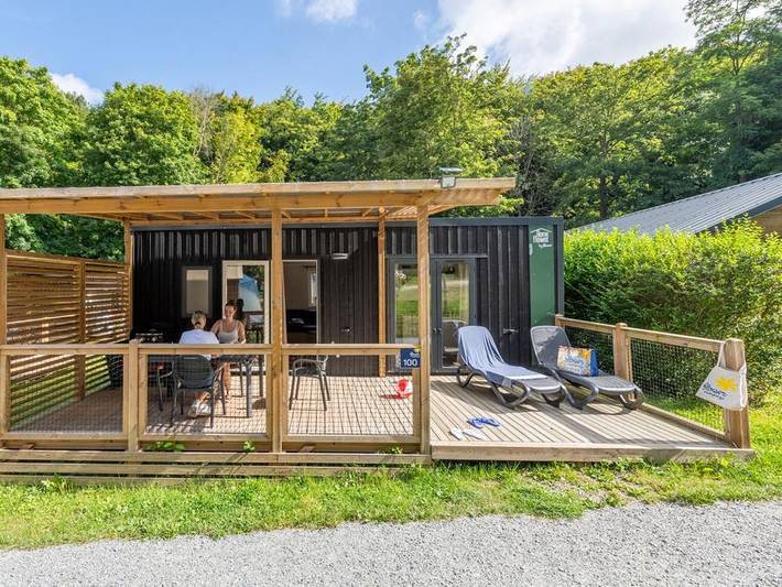 Flower Camping La Chênaie - Mobilhome 6 personnes - Homeflower Premium 35m² (3 chambres) + Clim + terrasse semi-couverte + Tv + draps + serviettes in Yport, Région du Havre