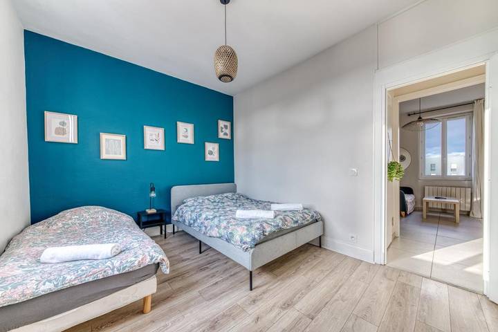 Gîte pour 5 personnes à Vénissieux - 4