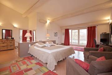 Maison De Vacances pour 10 Personnes dans Goult, Parc naturel régional du Luberon, Photo 2