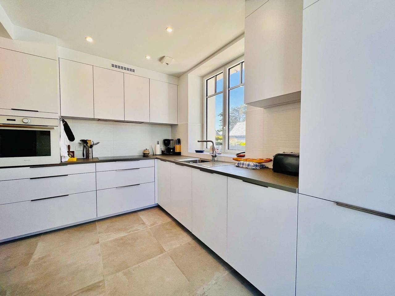 Villa de 9 habitaciones, 195m², cerca de la playa, gran jardín en Saint-Pierre-Quiberon in Saint-Pierre-Quiberon, Côte des Mégalithes