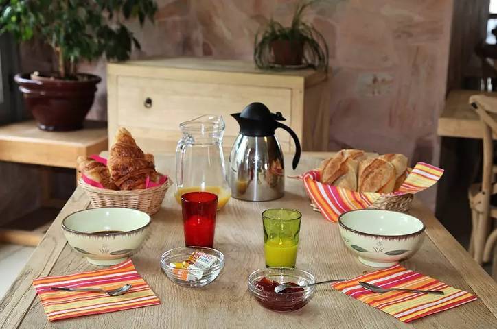 Gîte pour 5 personnes, avec piscine, animaux acceptés à Luz-Saint-Sauveur - 4