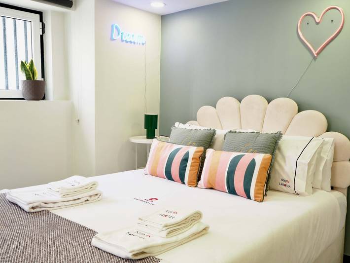 Apartamento entero, Boutique Home | Walk to Chiado & Príncipe Real in Misericórdia, Lisboa