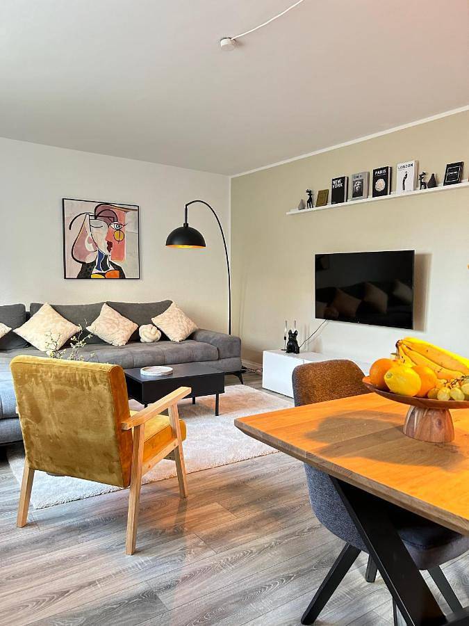 Ganze Wohnung, Two-Bedroom Apartment in Durlach, Karlsruhe