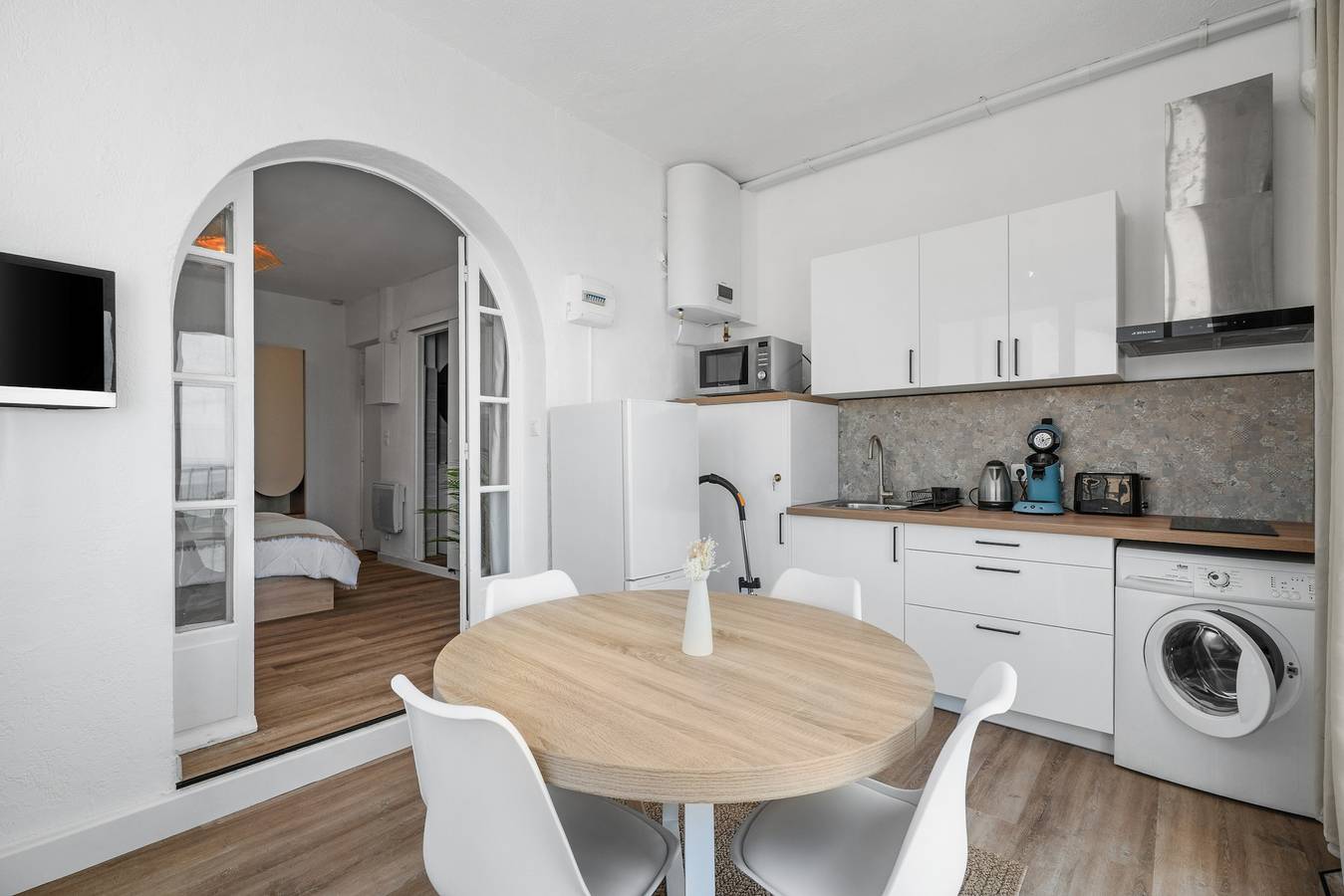 Appartement entier, Appartement Studio avec vue sur la mer  in Les Lecques, Saint-Cyr-sur-Mer