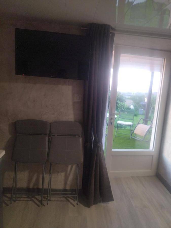 Gîte pour 4 personnes, avec jardin et vue à Gelles - 3