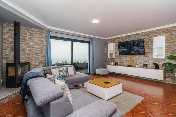 Casa de férias para 6 pessoas, com vista e jardim em Ponta Do Pargo