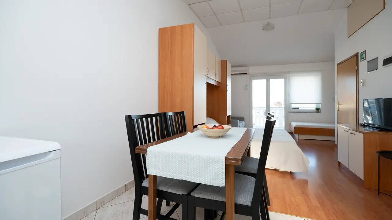 Ganzes Studio, Studio für 3 Personen (25 m²) in Sukošan in Sukosan, Zadar