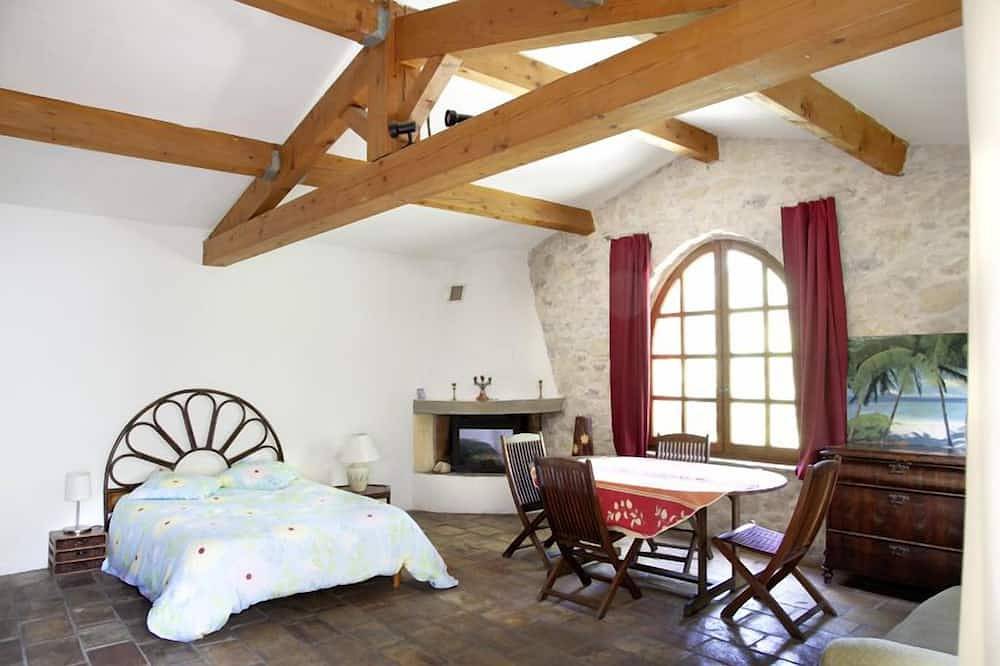 An Oasis in the South of France in Orthoux-Sérignac-Quilhan, Le Vigan region