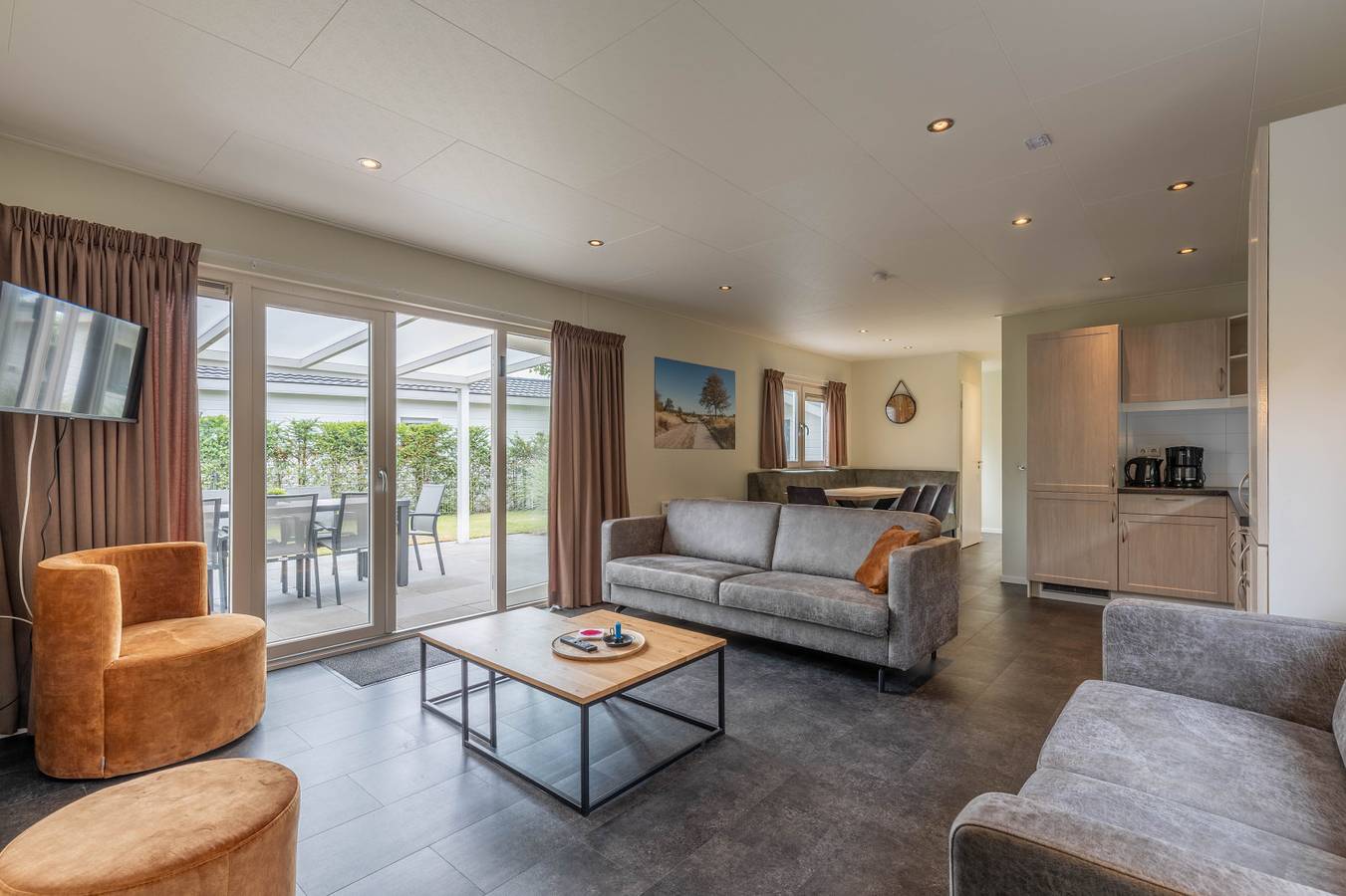 Mooi 8 persoons chalet in Nunspeet op een park aan het Veluwemeer in Nunspeet, Veluwe