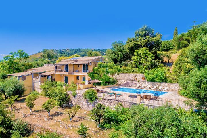 Villa mit pool für 13 Personen, mit Garten auf Korfu - 2