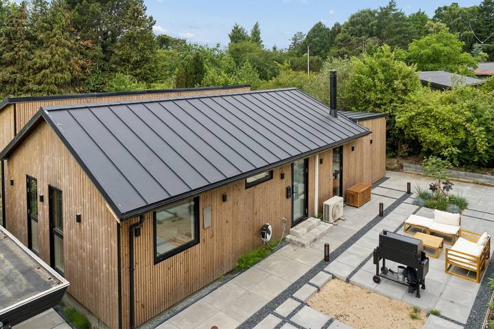 Ferienhaus für 8 Personen, mit Terrasse und Whirlpool sowie Garten und Sauna