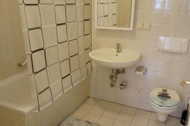 Ferienwohnung für 2 Personen, mit Terrasse in Talsperre Pöhl - 2