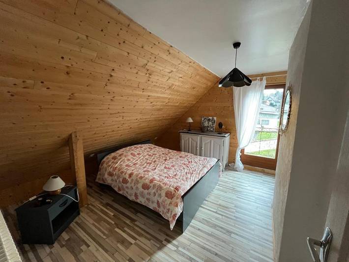 Gîte pour 4 personnes, avec Balcon ainsi que Terrasse et Vue à Monestier-de-Clermont