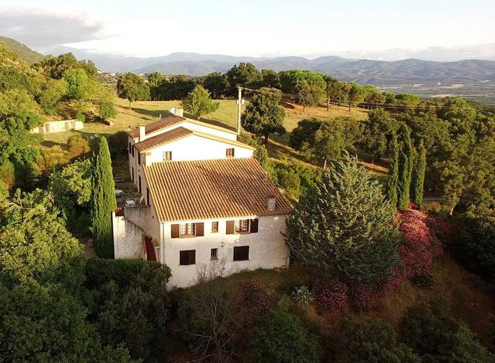 Gîte pour 14 personnes, avec terrasse et piscine - 1