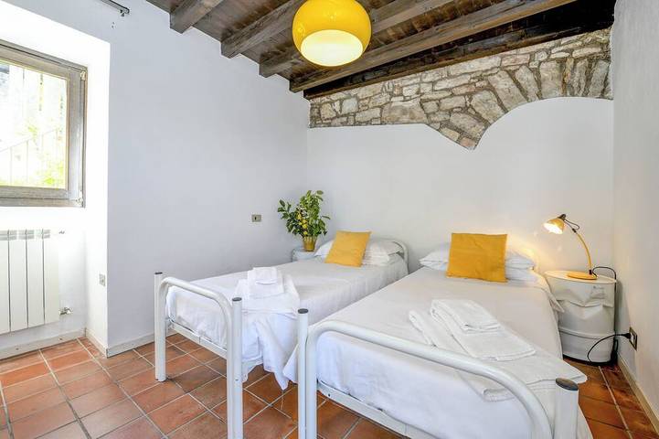 Villa für 6 Personen, mit Garten und Terrasse sowie Pool in Gargnano - 2