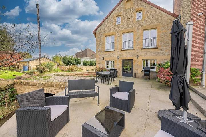 Chambre d’hôte pour 12 personnes à Douzy